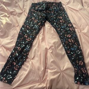 Avia Black cheetah work out leggings